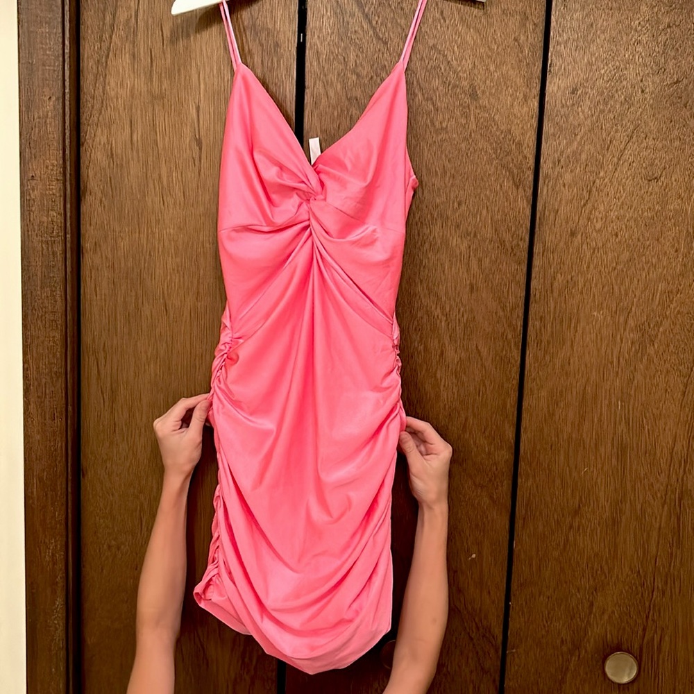 Lucy in the Sky, size small, bright pink